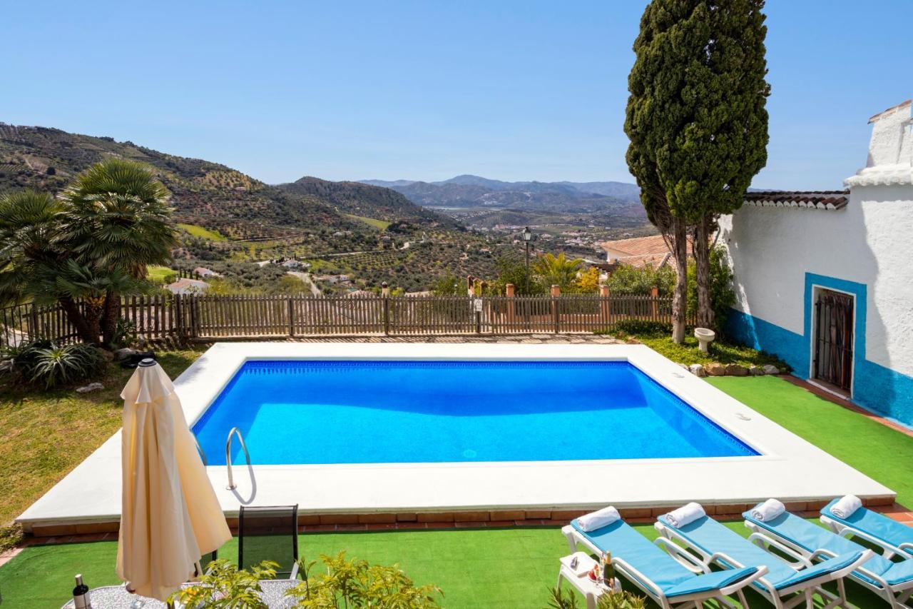 Villa Casa El Lagarillo Con Piscina Privada Alcaucín Exterior foto